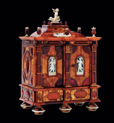 ����ʹ����������صĹŶ������������ԡ�