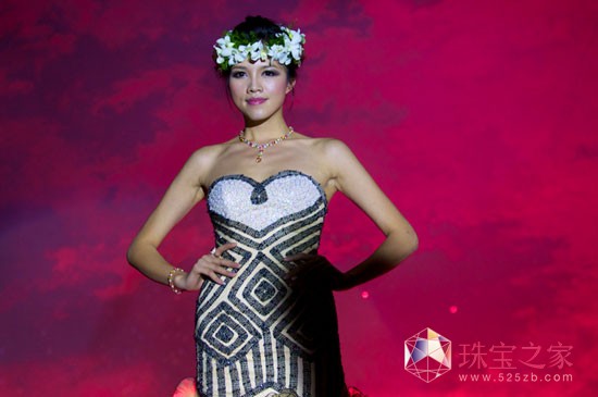 仙路發布2011年彩寶流行趨勢
