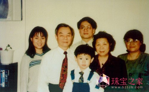 敢上九天摘明珠 我国著名人工宝石专家张道标