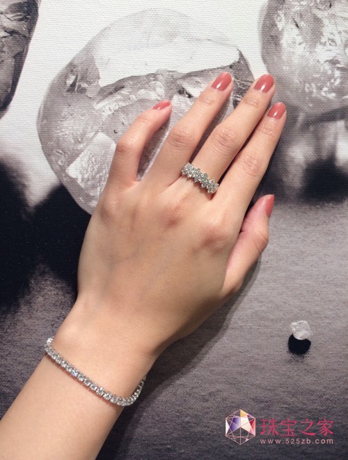 情人节 宝欧娜 钻石戒指